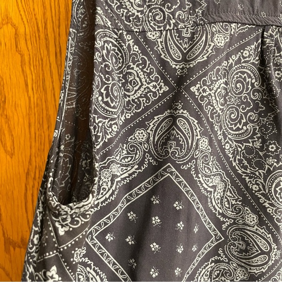 Eddie Bauer Women’s 100% Rayon Sleeveless Top Size Medium - Picture 5 of 11